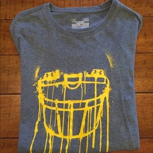 Men’s Under Armour Medium HeatGear Shirt